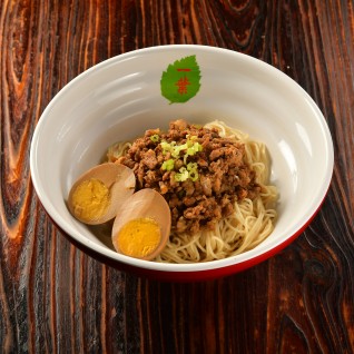 肉燥滷蛋乾麵