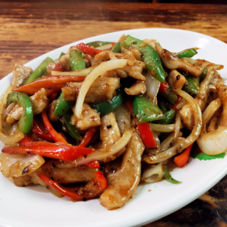 黑椒炒松板肉