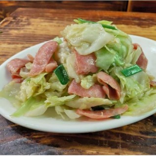 台式香腸炒高麗菜